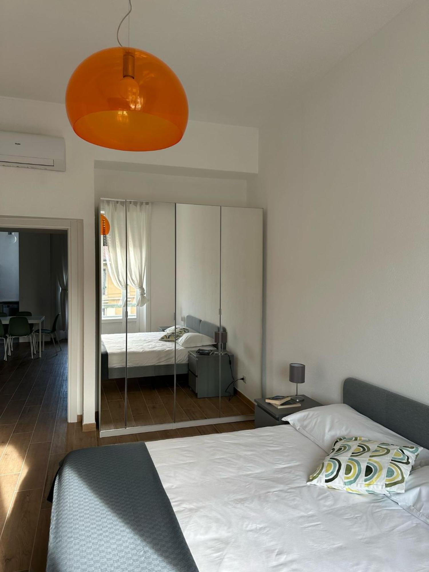 New Apartment With Balcony, Isola Bosco Verticale Milano Exterior foto