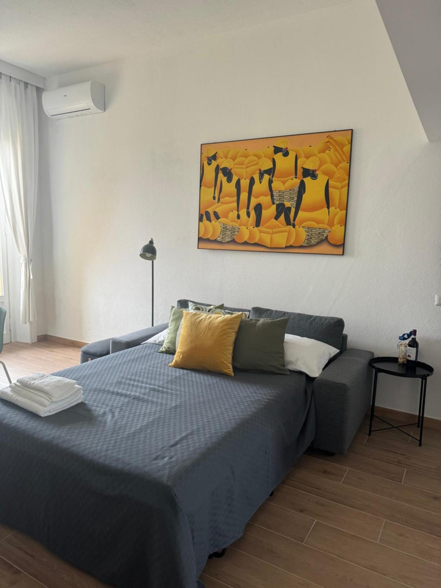 New Apartment With Balcony, Isola Bosco Verticale Milano Exterior foto